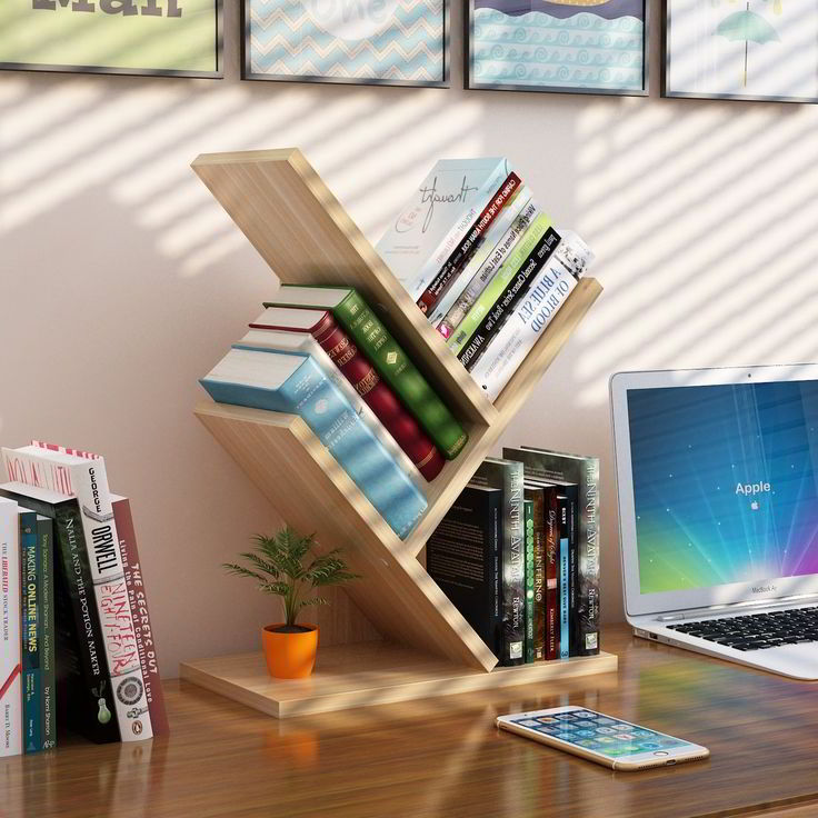 Giá sách thiết kế theo hình cây để bàn