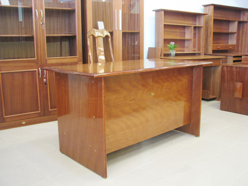 Gợi ý doanh nghiệp cung cấp bàn làm việc gỗ đẹp tự nhiên